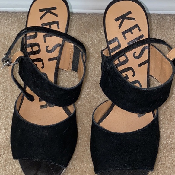 Kelsi Dagger Platform Strappy Heels - Picture 2 of 6